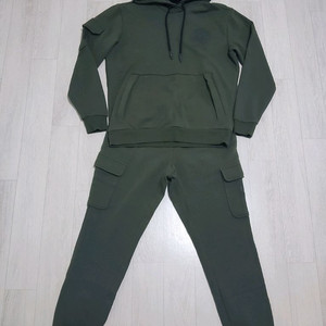 아레나 트레이닝복세트 사이즈95