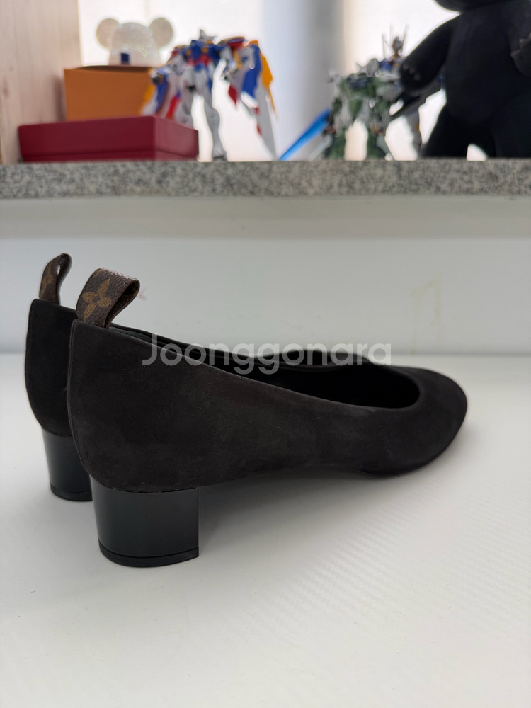 정품) 루이비통 블랙 스웨이드 플랫 슈즈 구두 39.5--3