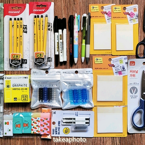 문구용품 일괄판매(펜텔 pg5 샤프, 모나미 볼펜, 샤프, 펜그립, 스티키노트, 가위, 클리키샤프등)