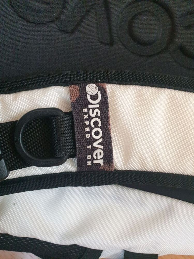 디스커버리 백팩 화이트--3