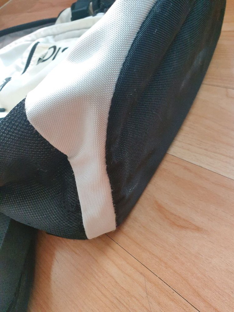 디스커버리 백팩 화이트--5