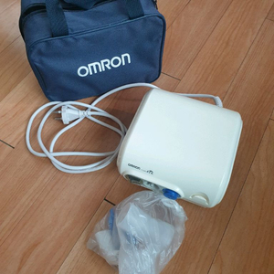 호흡치료기 호흡기 오 므 론 네 블 라 이 저
