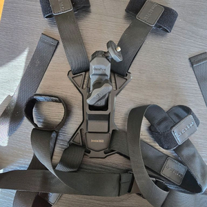 인스타360 3인칭 백팩 마운트