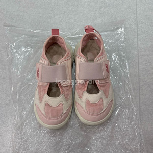 뉴발란스키즈 프리들 핑크 200사이즈 ㅡ 택포 5만