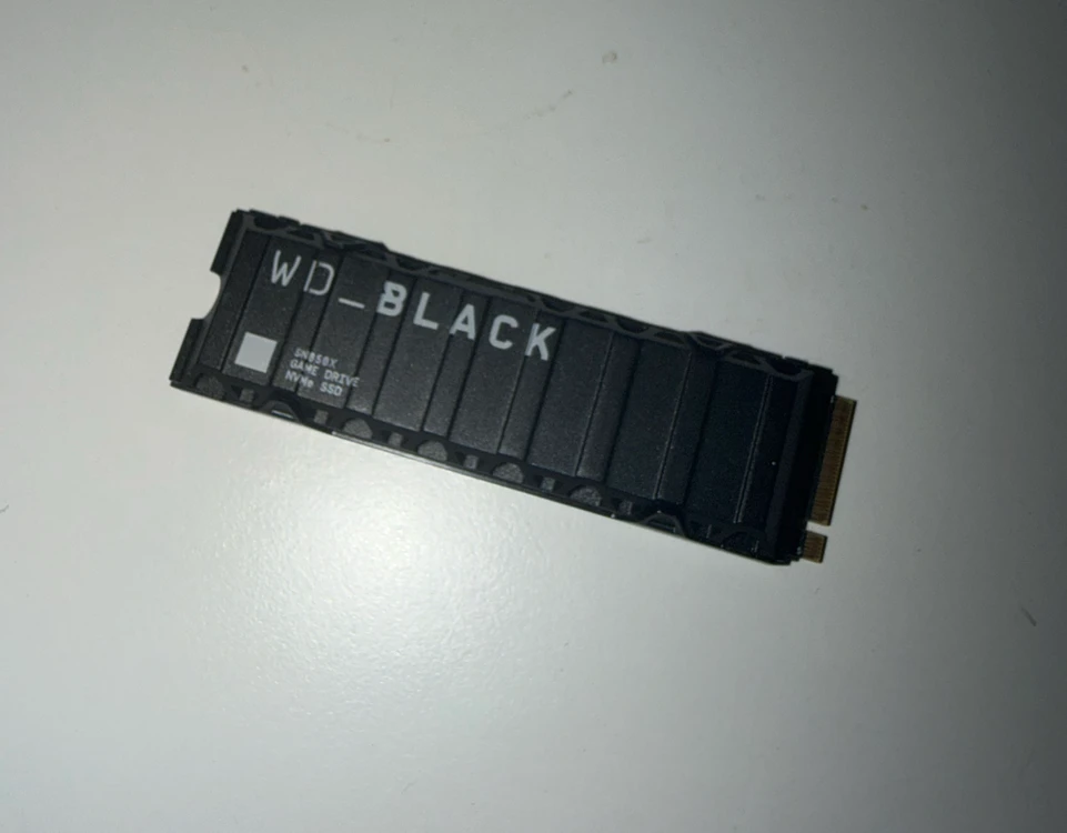 WD BLACK SN850X 2TB SSD 히트싱크 버전 해외구매품 - 안심되는 중고거래