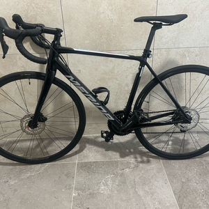 메리다 스컬트라400 디스크 로드 자전거