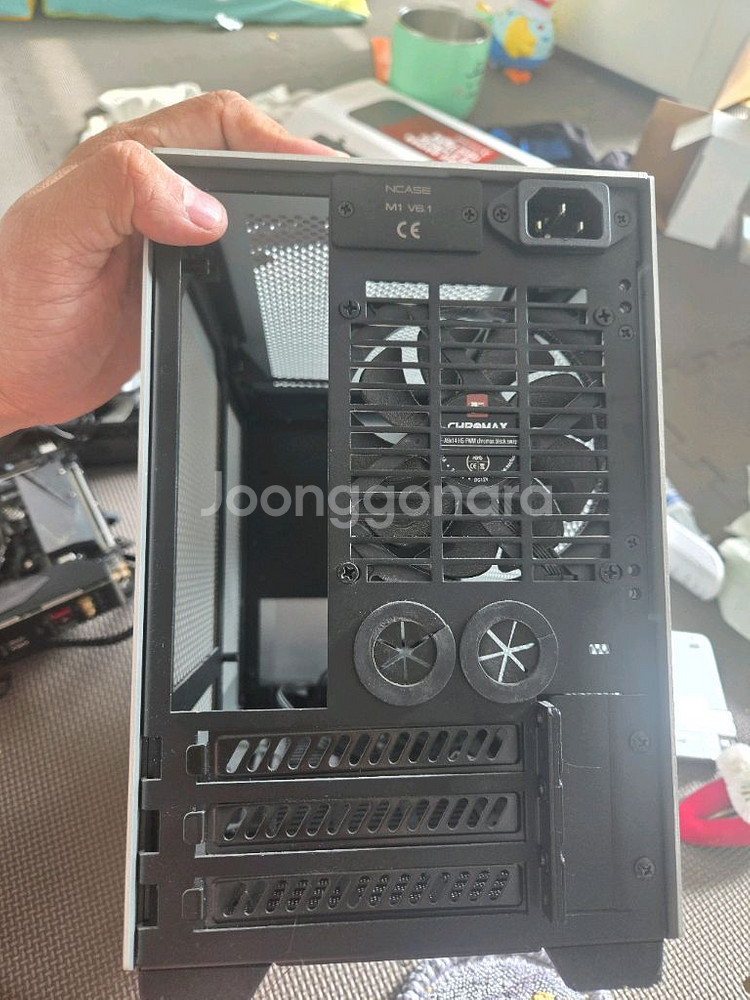 NCASE m1 v6.1 케이스 팝니다--4