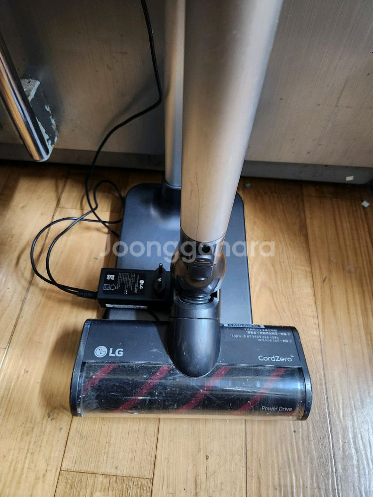 LG 코드제로 A9 무선청소기 밧데리 새것교환 해서 판매합니다--2