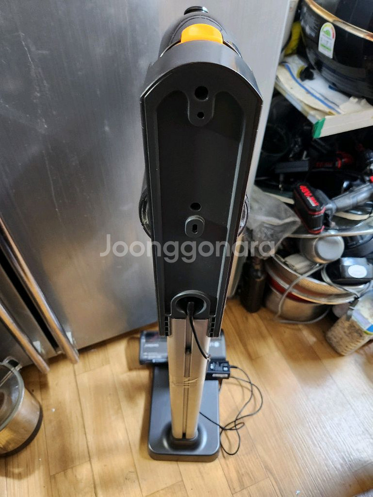 LG 코드제로 A9 무선청소기 밧데리 새것교환 해서 판매합니다--6