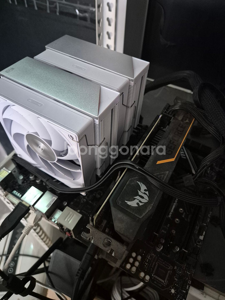 5950x 구성 보드셋 판매합니다. 부품만 구매가능--1