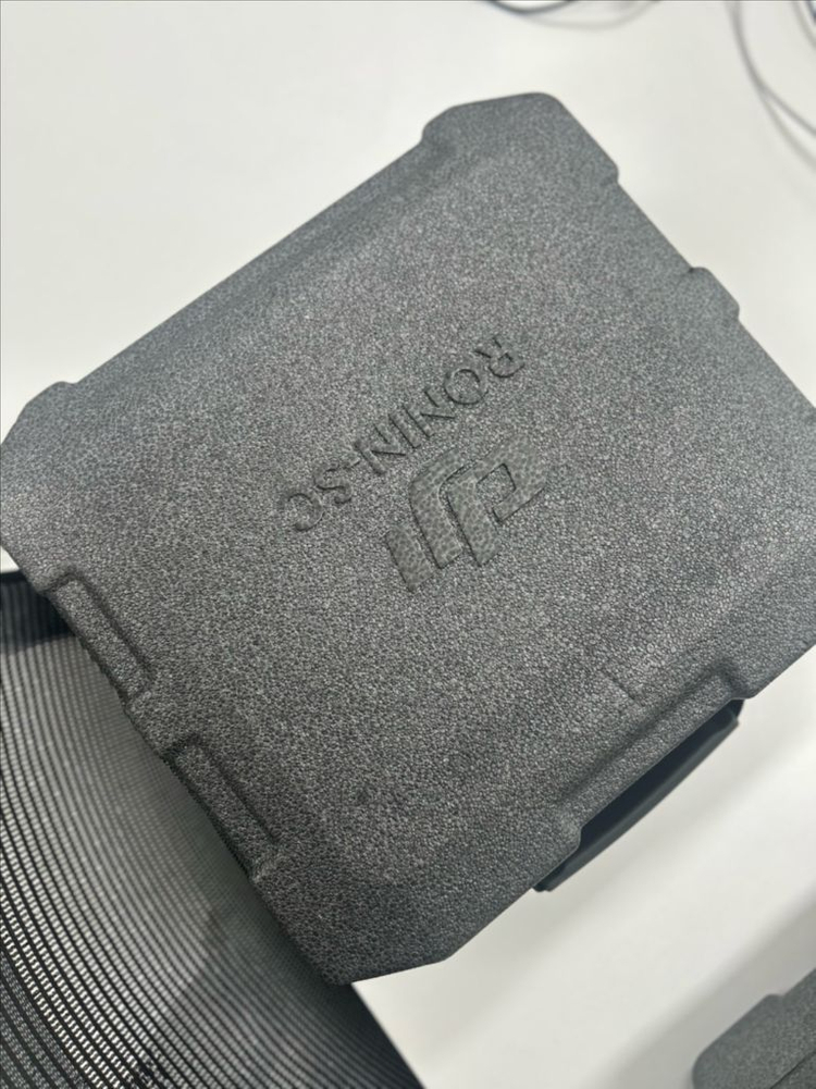 dji 로닌 sc 짐벌입니다.--2