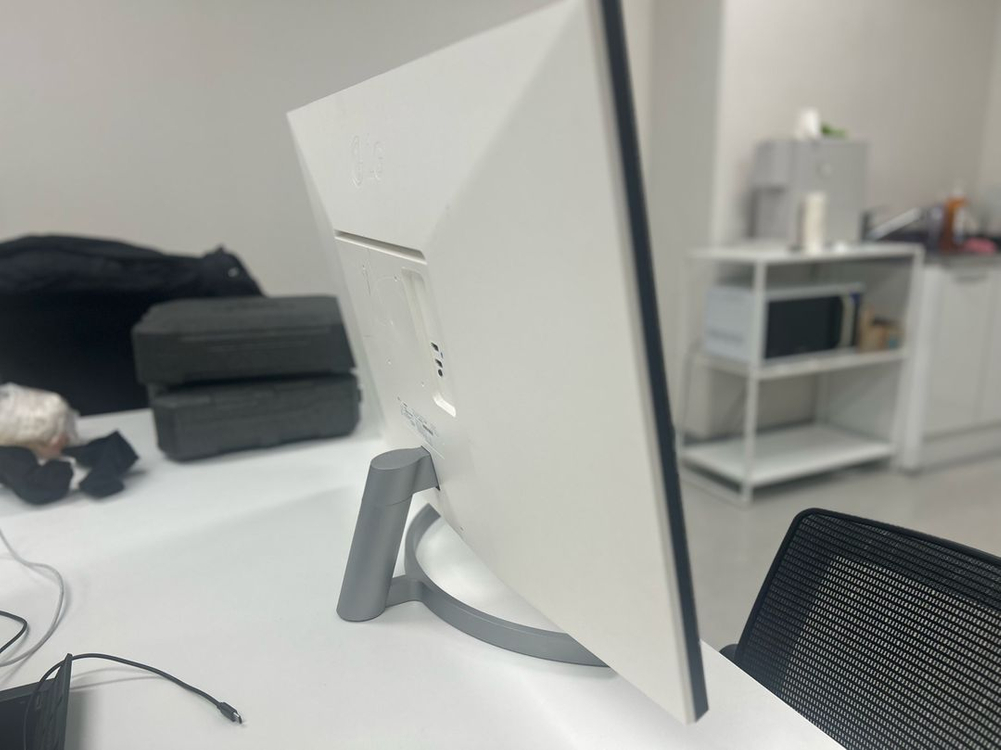 LG 32MN500M 게이밍 모니터--3