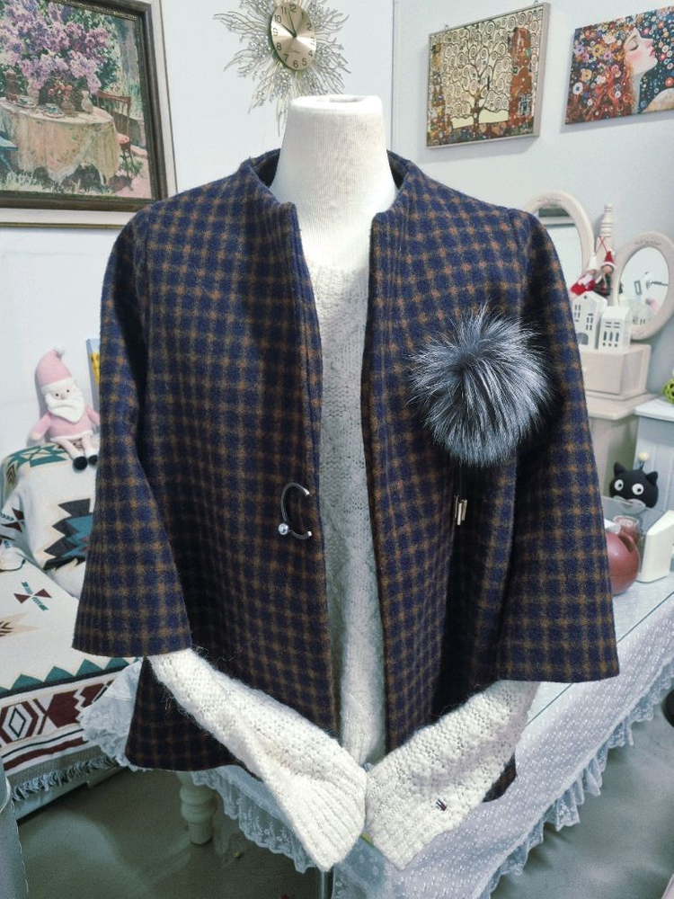 아일렛 니트 스웨터--4