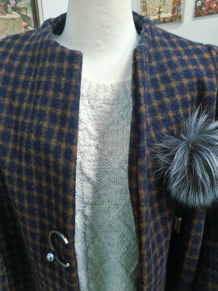 아일렛 니트 스웨터--5