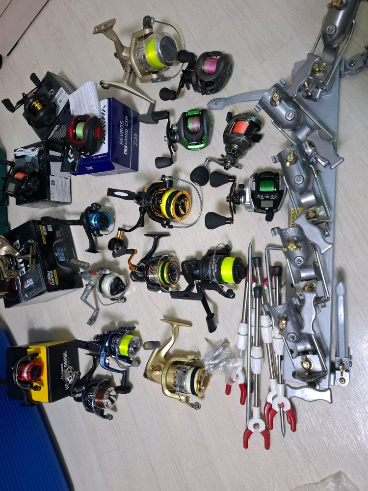 카시오시계와기타시계30개낚시대,릴,릴뭉치--5