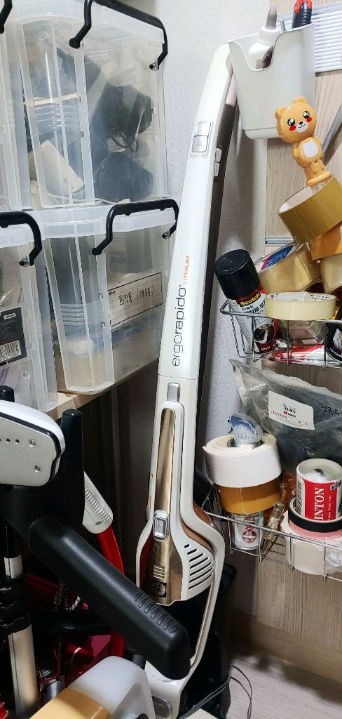 일렉트로룩스 에르고라피도 무선청소기 고장 부품용--1