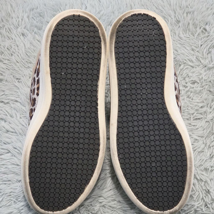 7q-13:스프리스 레오파드 퍼 스니커즈 베이지 (225cm)-거의새거 이미지