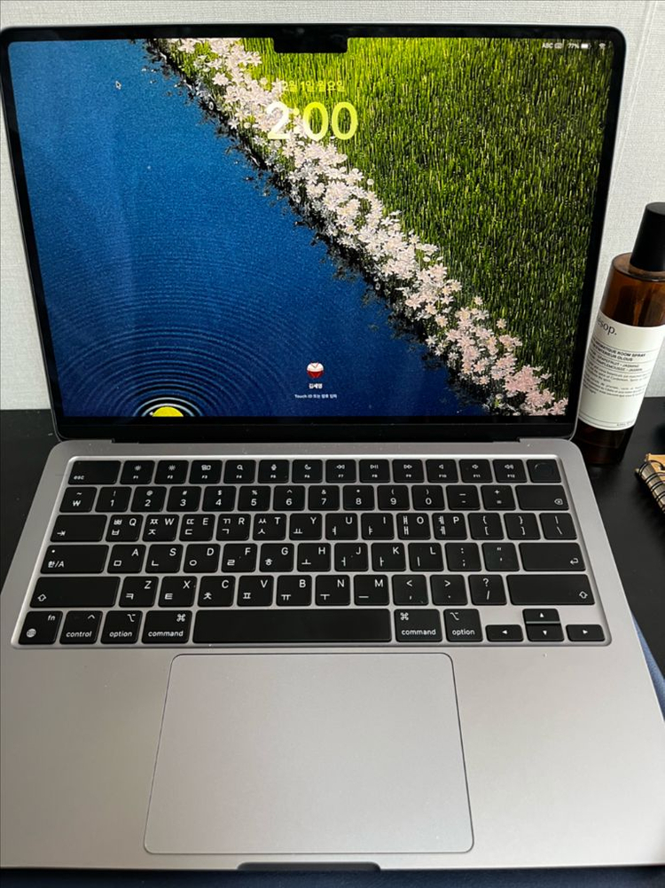 맥북 에어 M2 13 8GB/256GB--1