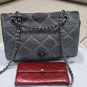 랑방컬렉션 실버 체인숄더백/ 루이비통 장지갑 각각