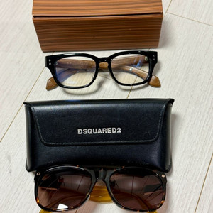 디스퀘어드 샤넬등 각종 안경 팝니다