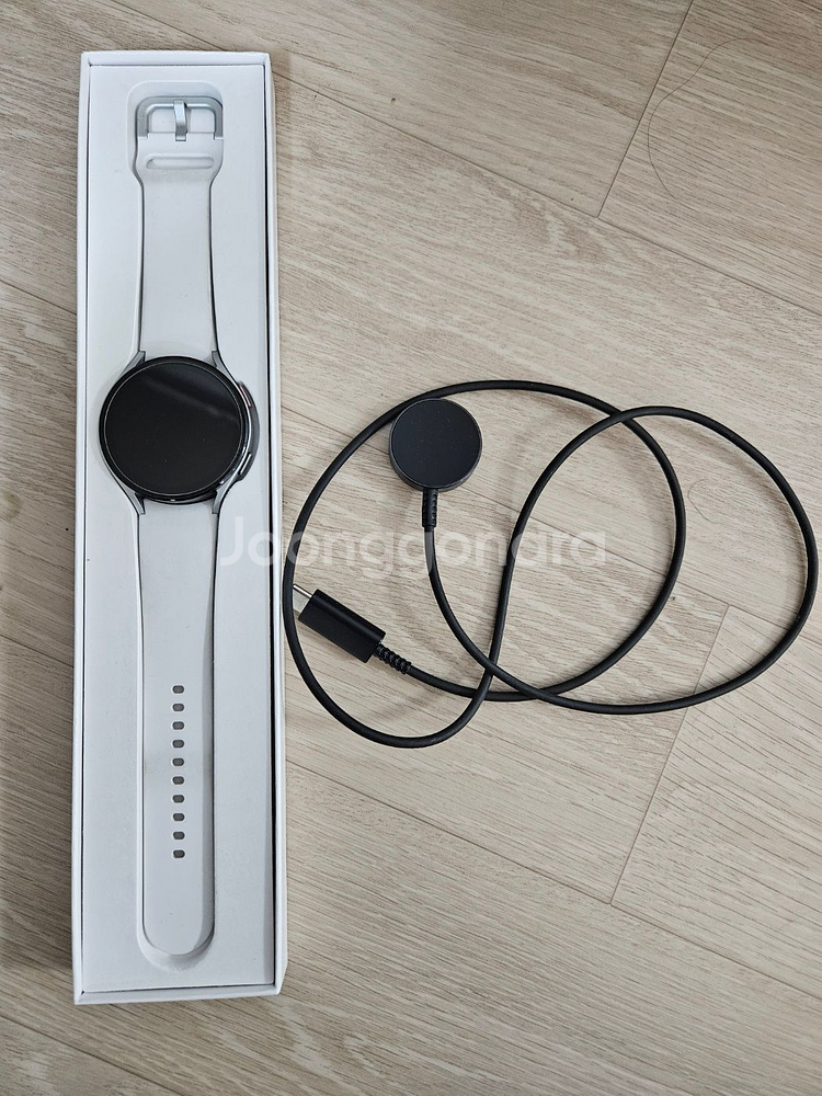 삼성 갤럭시 워치5 44mm LTE sm-r915n A급 판매합니다--1