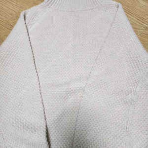 에밀 니트 목폴라 이미지