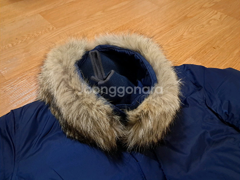 <정품> 띠어리 오리털 패딩 (여성 66사이즈, 키 크신 분)--2