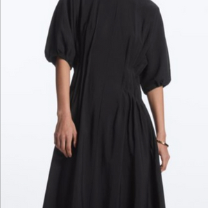 cos 코스 개더드 미디 원피스 드레스 34