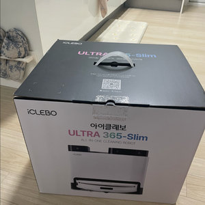 아이클레보,유진로봇 울트라 365-Slim 올인원청소기 판매합니다.