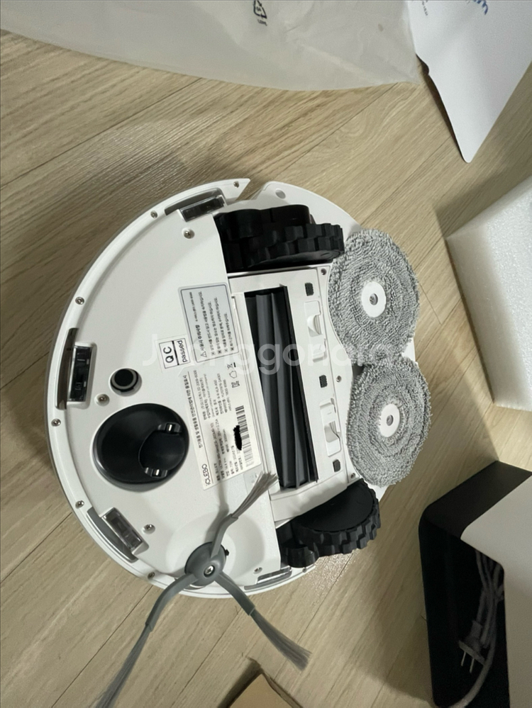 아이클레보,유진로봇 울트라 365-Slim 올인원청소기 판매합니다.--3