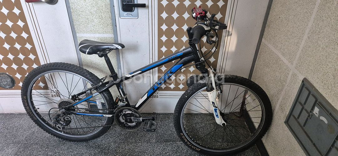 트렉 프리칼리버 24인치--0