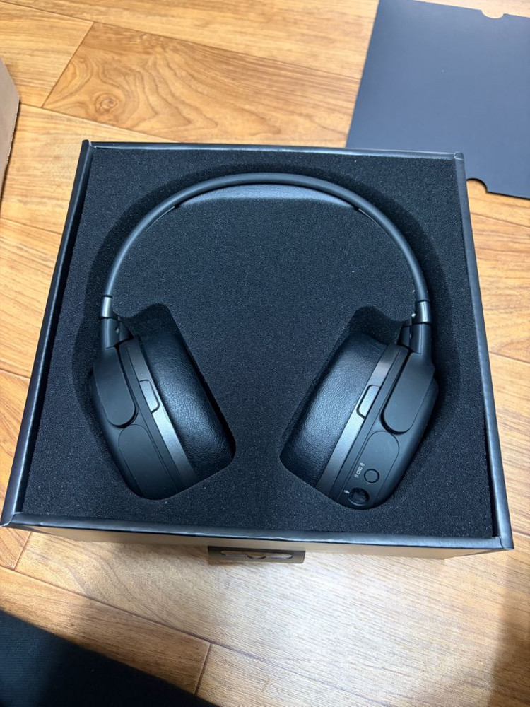 하이퍼엑스 오르빗 S 게이밍 헤드셋--1