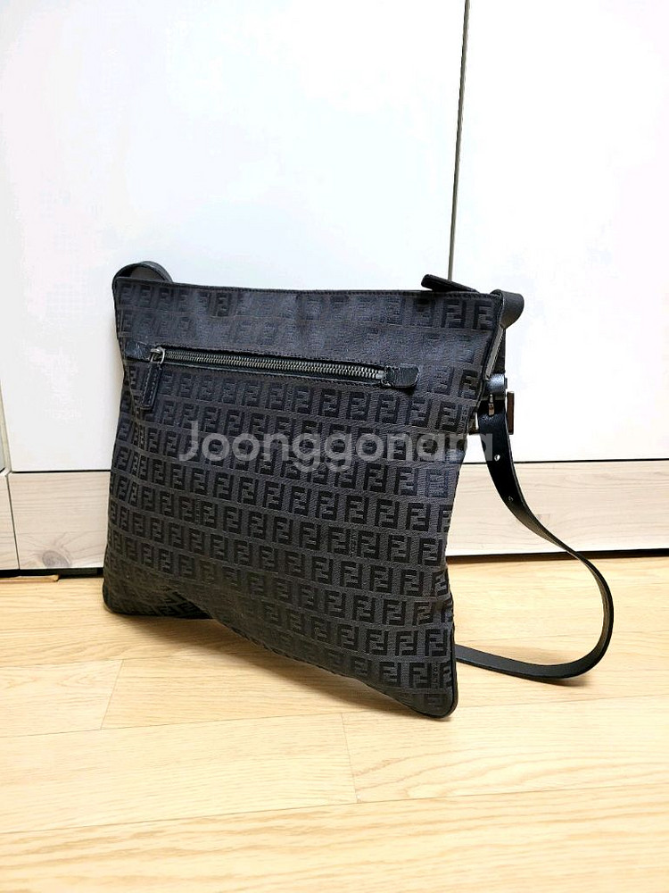 (정품)펜디 쥬카 메신저 크로스백--4