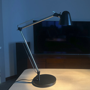 디자인 데스크 램프