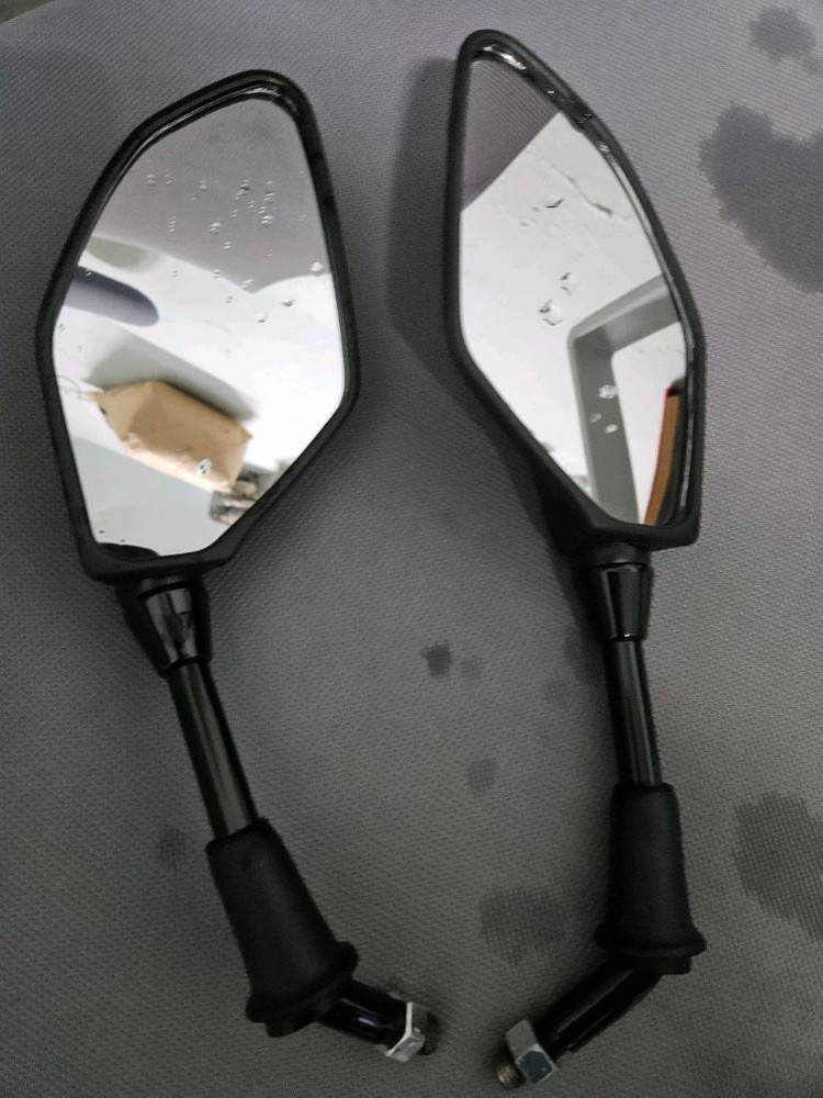 xmax300 2022년식 오토바이 사이드미러 이미지