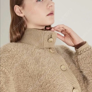 랑방컬렉션 헤어리 부클레 니트 집업