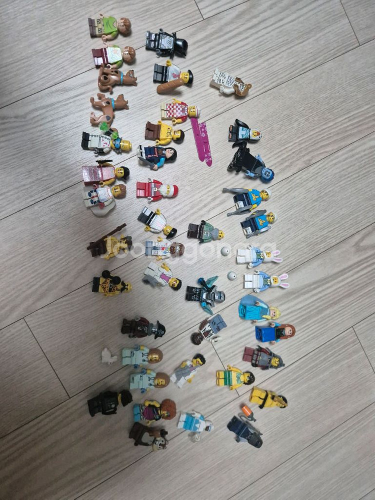 레고 미니피규어 대량42개 세트 10만4천원. 택포팝니다--0