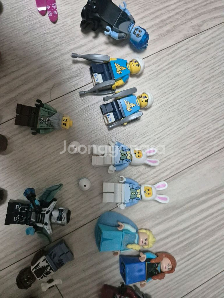 레고 미니피규어 대량42개 세트 10만4천원. 택포팝니다--3