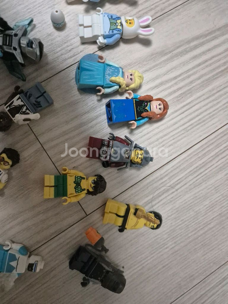 레고 미니피규어 대량42개 세트 10만4천원. 택포팝니다--4