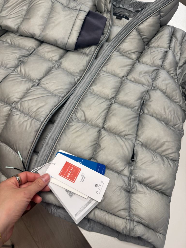 구스다운 패딩점퍼 999휴머니티 이미지