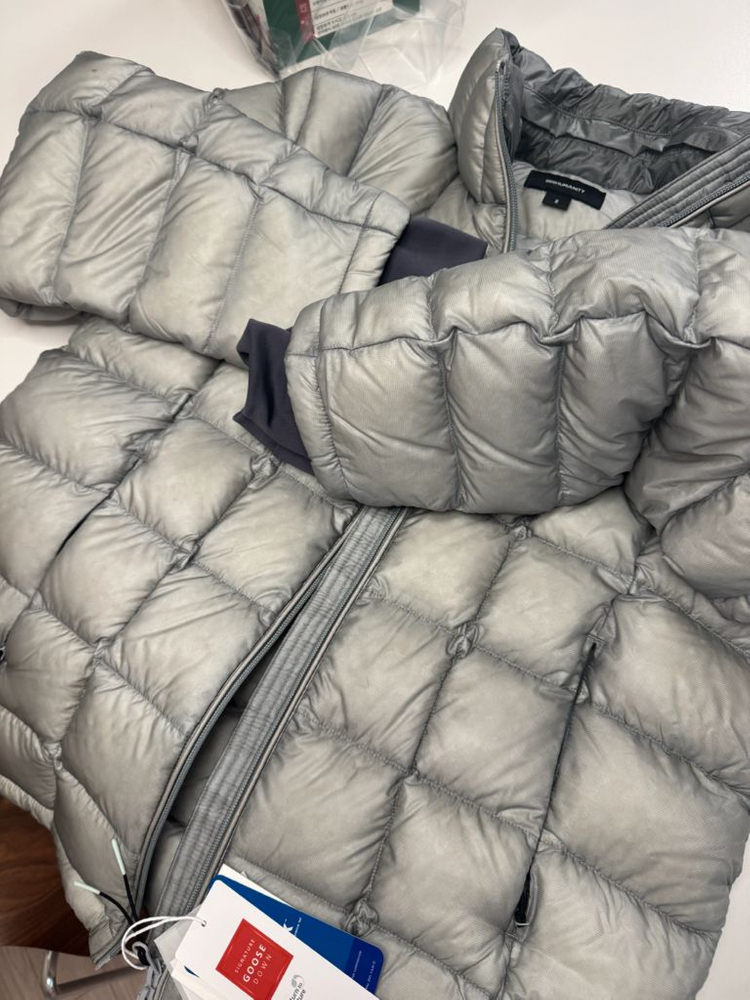 구스다운 패딩점퍼 999휴머니티 이미지