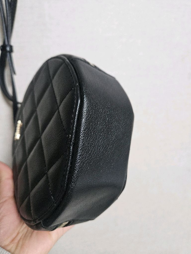 사만사타바사 써클 레더 크로스백--3