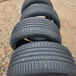 265/35/22 4본(1대분) 윈런 R330 판매합니다.