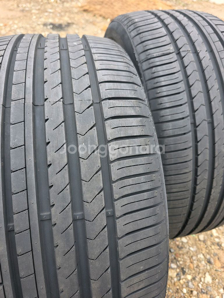 265/35/22 4본(1대분) 윈런 R330 판매합니다.--9