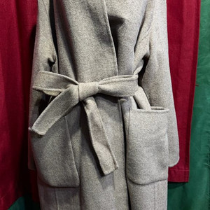 비지트인뉴욕 모혼방 후드 롱코트 96/66