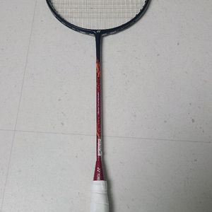 요넥스 나노플레어700 5u 배드민턴라켓