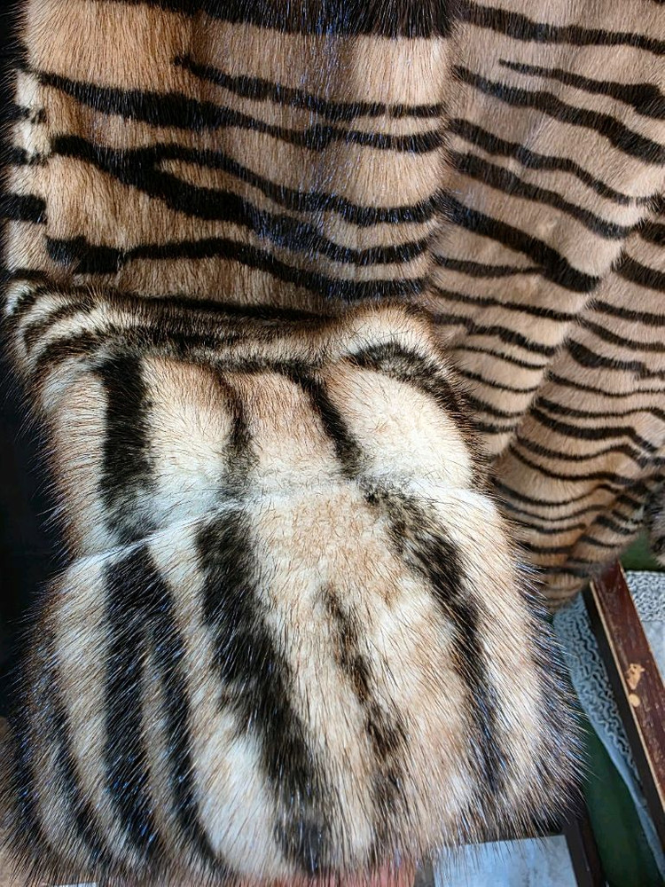 세일 최고급 진도모피 휘메일 밍크코트--4