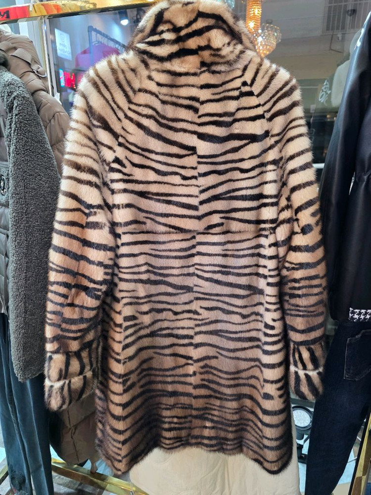 세일 최고급 진도모피 휘메일 밍크코트--7