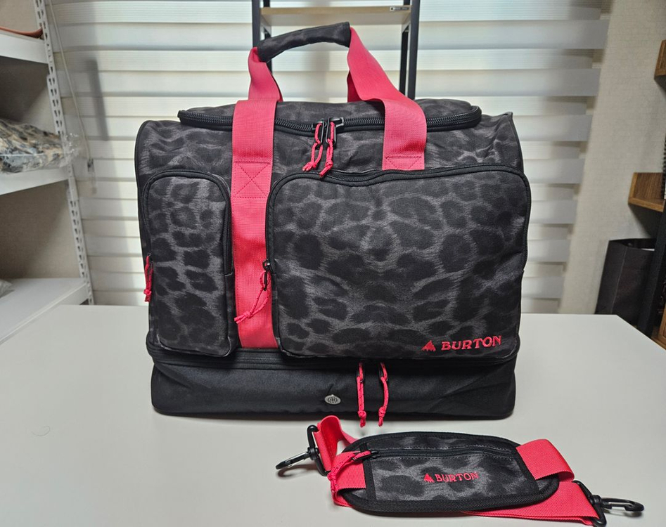 BURTON 부트하우스 백 라지(퀸 라치타 컬러)--1