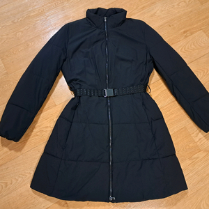 <명품> 엠포리오 알마니 패딩 (여성 66사이즈)